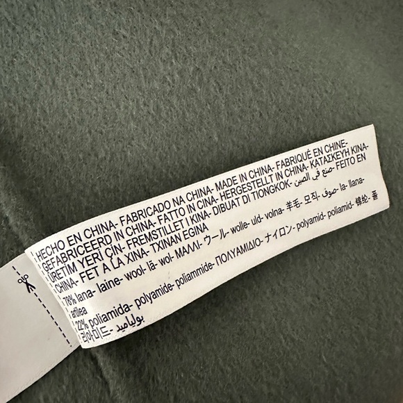 Massimo Dutti Wrap Around Robe Style Wool Coat With Belt in Emerald - Picture 9 of 11